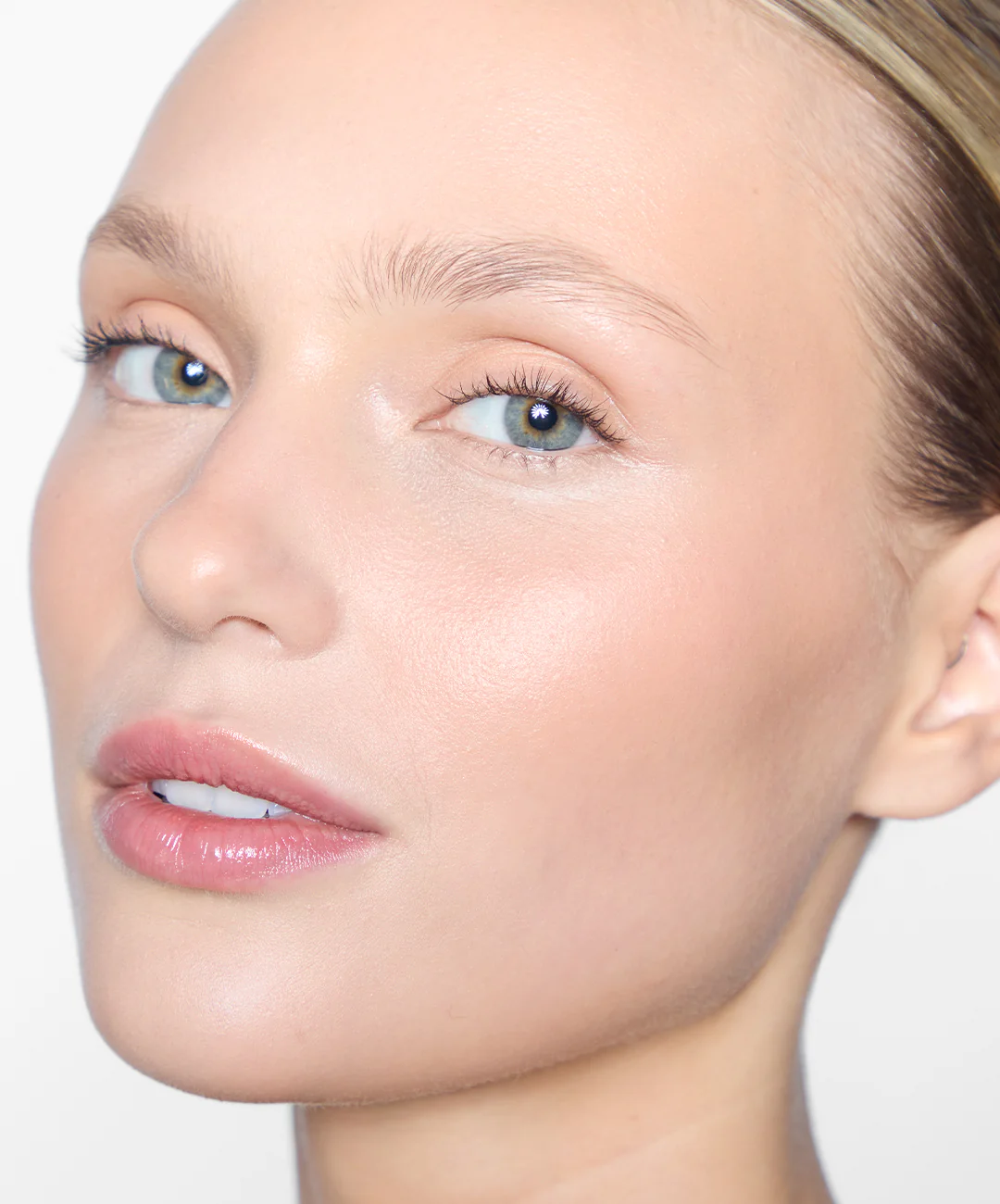 Brow Tint - Image 7