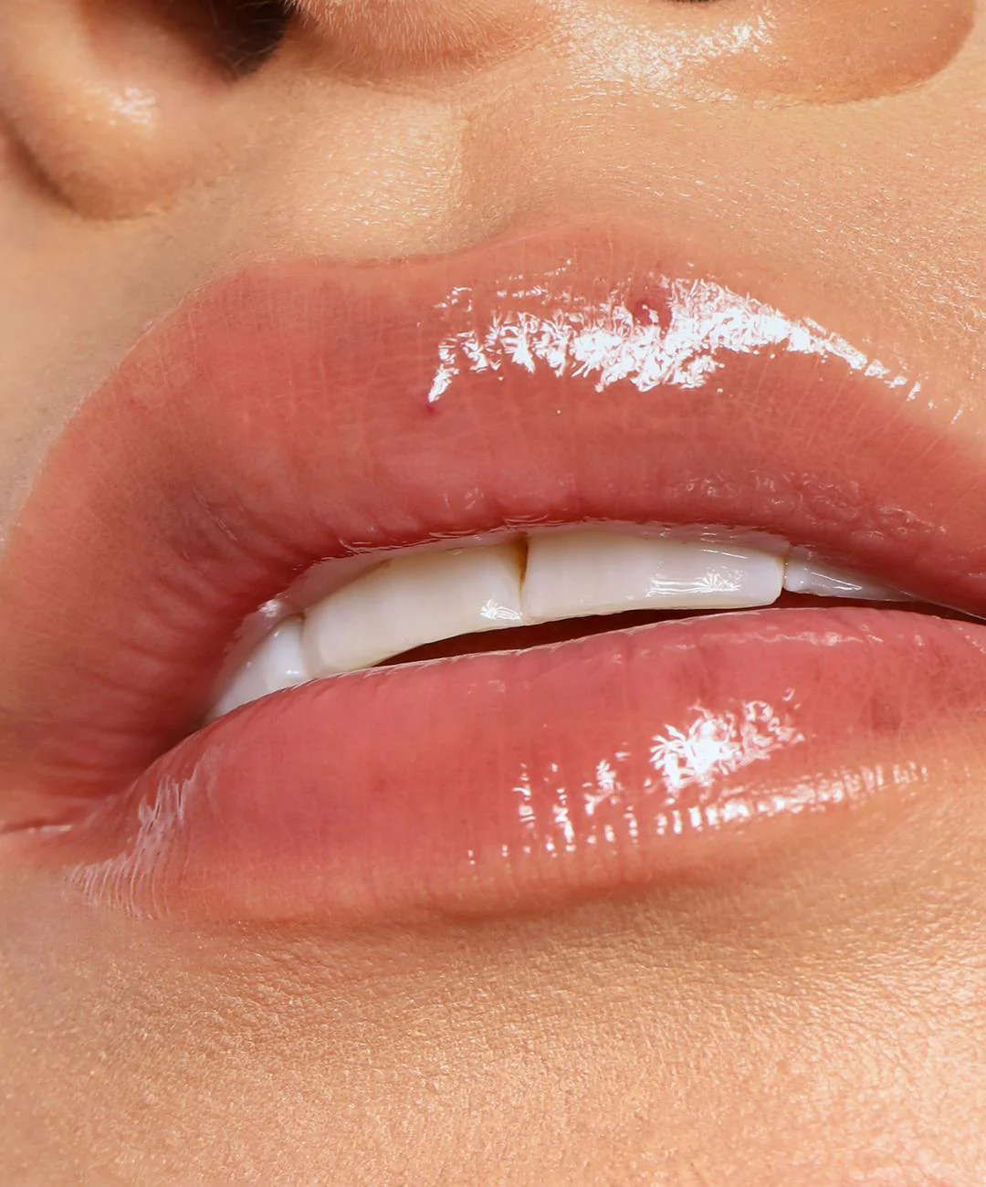 Lip Gloss - Image 69